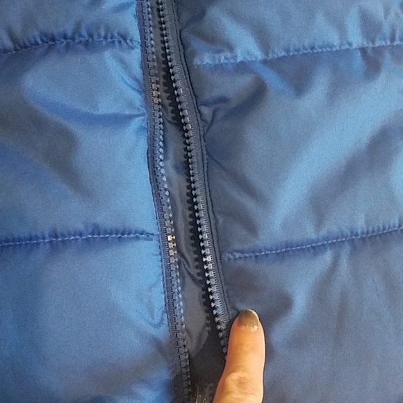 Reversible Vest - Picture 5 of 7